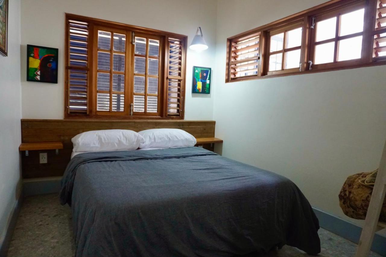 Gordon Town Kotch Hostel คิงส์ตัน ภายนอก รูปภาพ