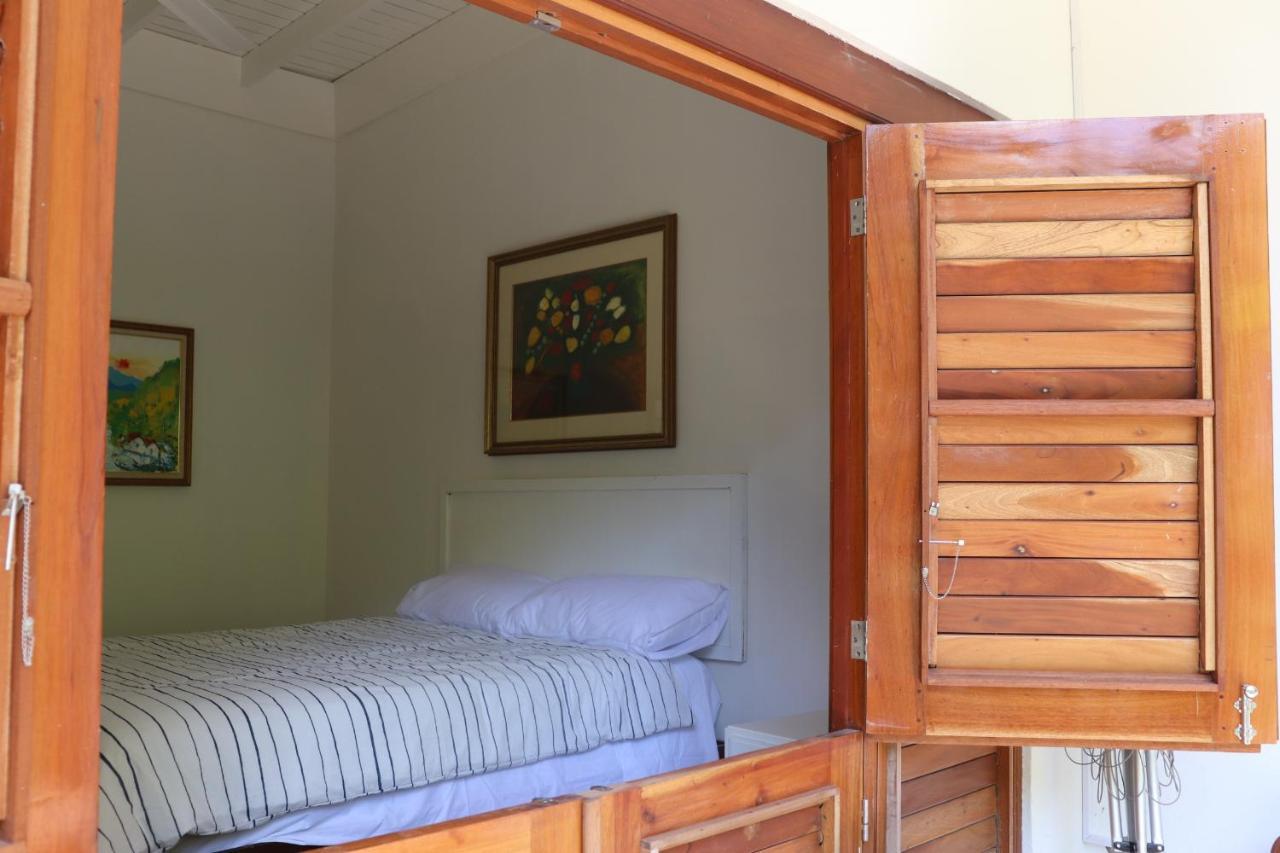 Gordon Town Kotch Hostel คิงส์ตัน ภายนอก รูปภาพ